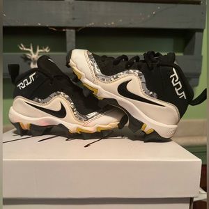 Nike Mike Trout baseball cleats size 10c